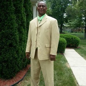 Meet your Posher, Tony